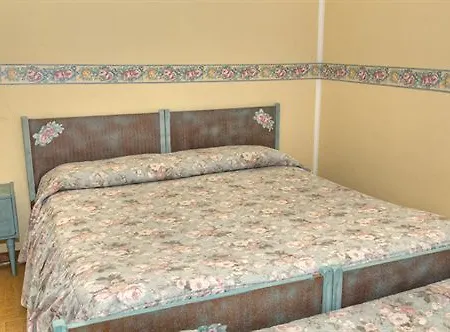 Отель De Jean *