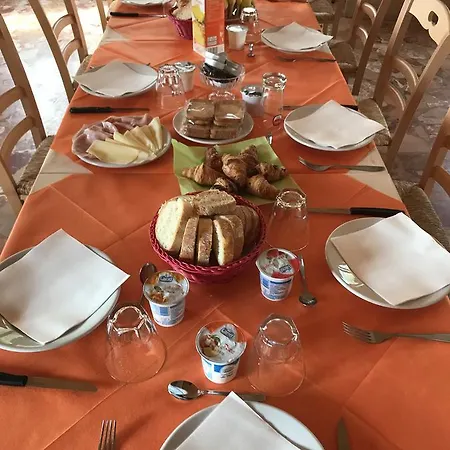 De Jean Отель *